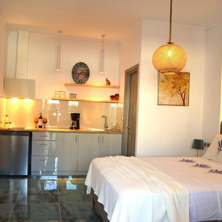 Golden Mile STUDIO-APARTMENT Ypsos Dış mekan fotoğraf